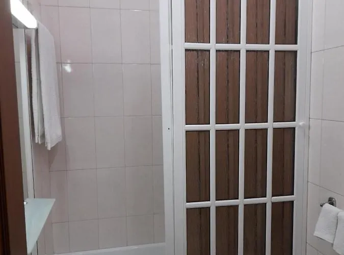 Residencial Trinas 2 3*